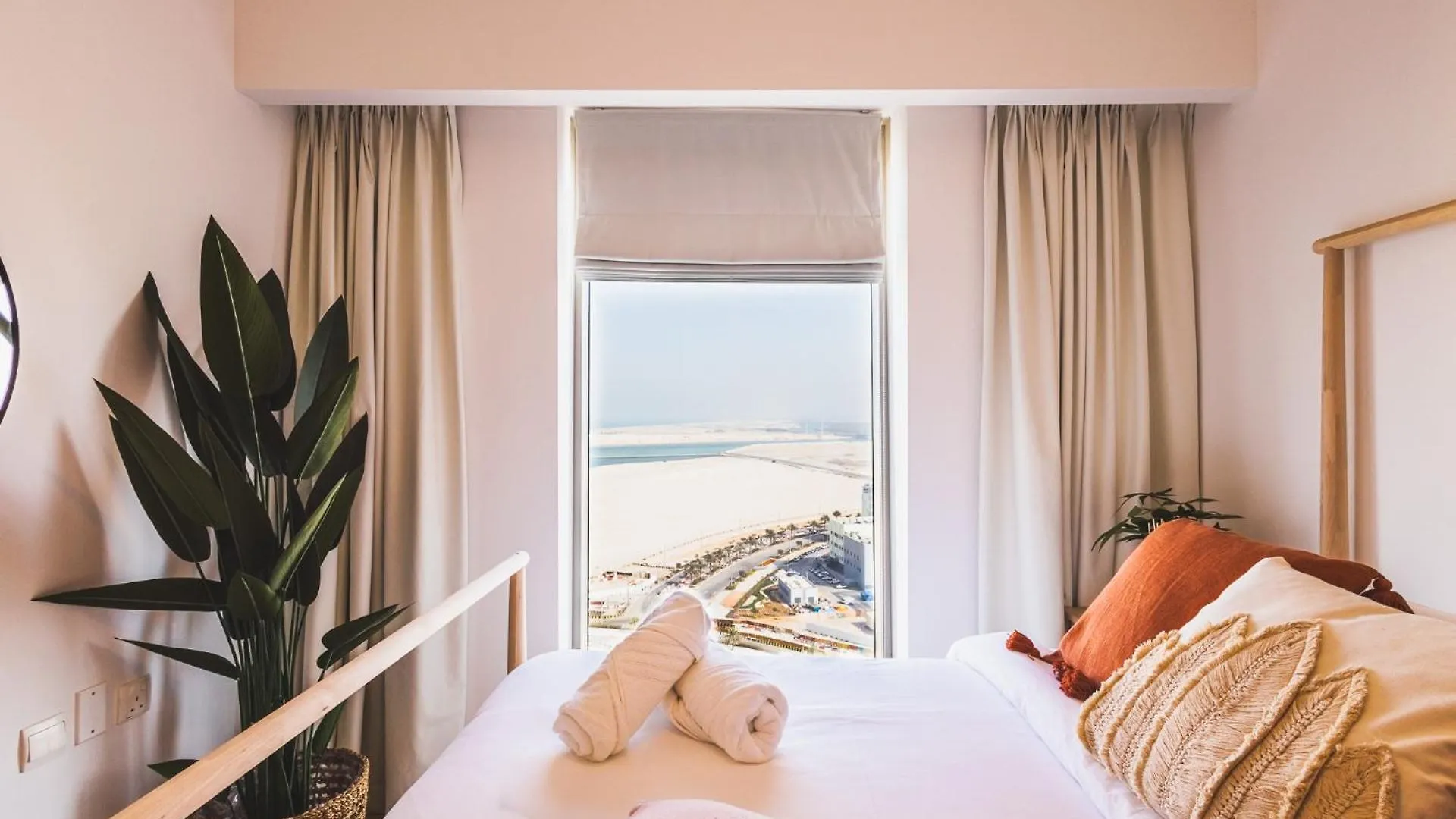 Voyage Two Bedroom In Reem Island アブダビ
